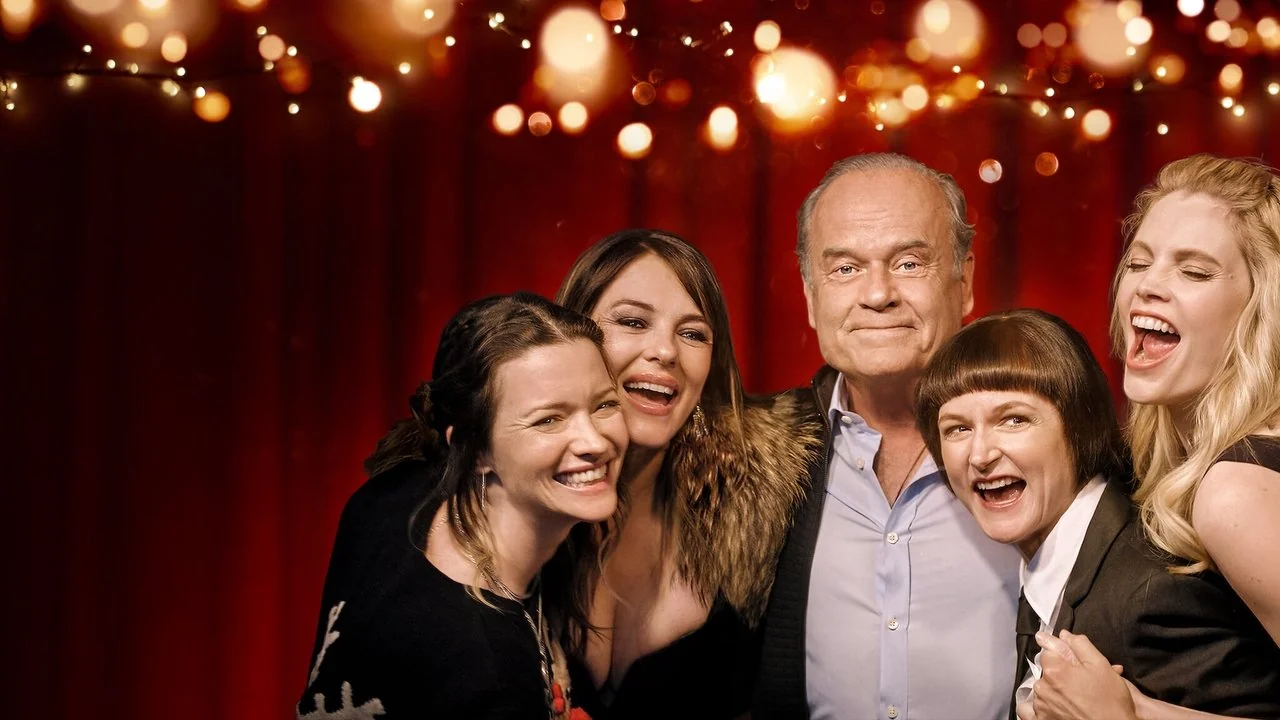 Affisch: Father Christmas Is Back (2021)