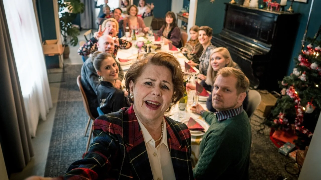 Affisch: Täydellinen joulu (2019)