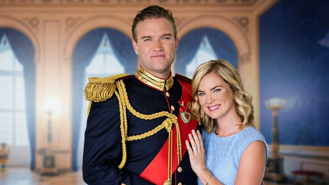 Stillbild ur A Christmas in Royal Fashion