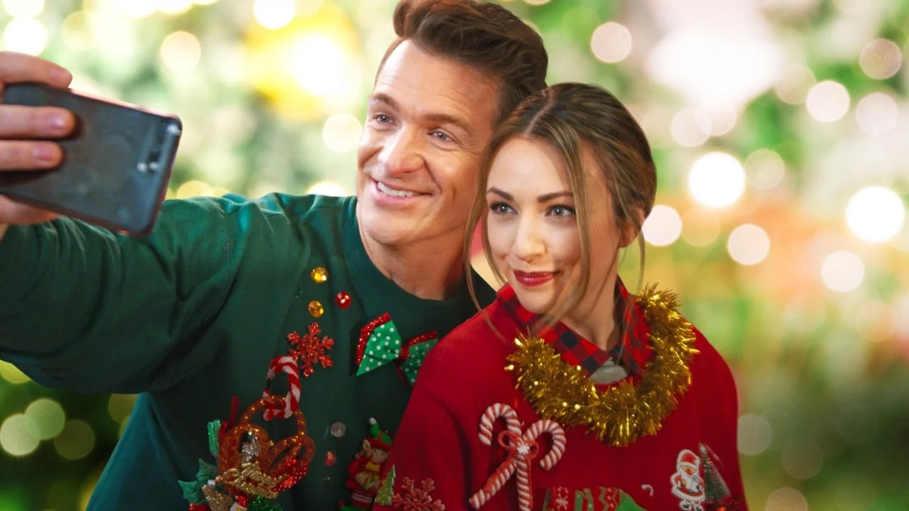 Stillbild ur A Crafty Christmas Romance