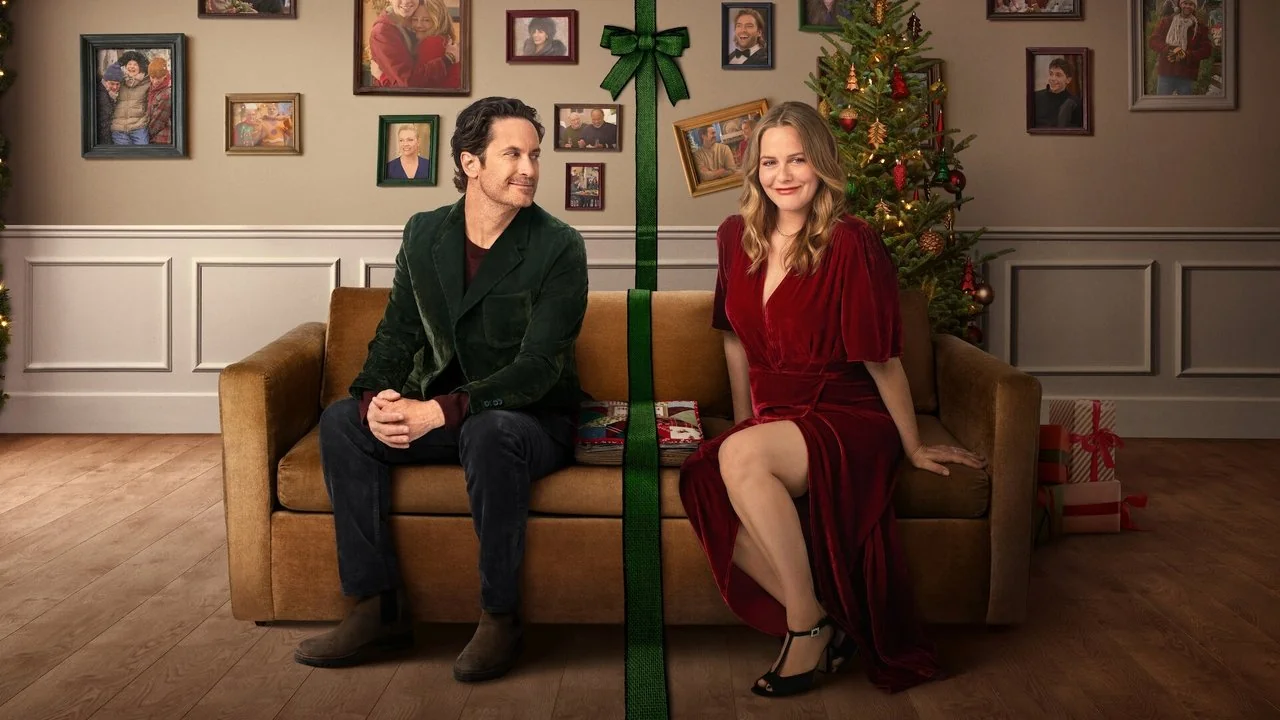 Stillbild ur A Merry Little Ex-Mas