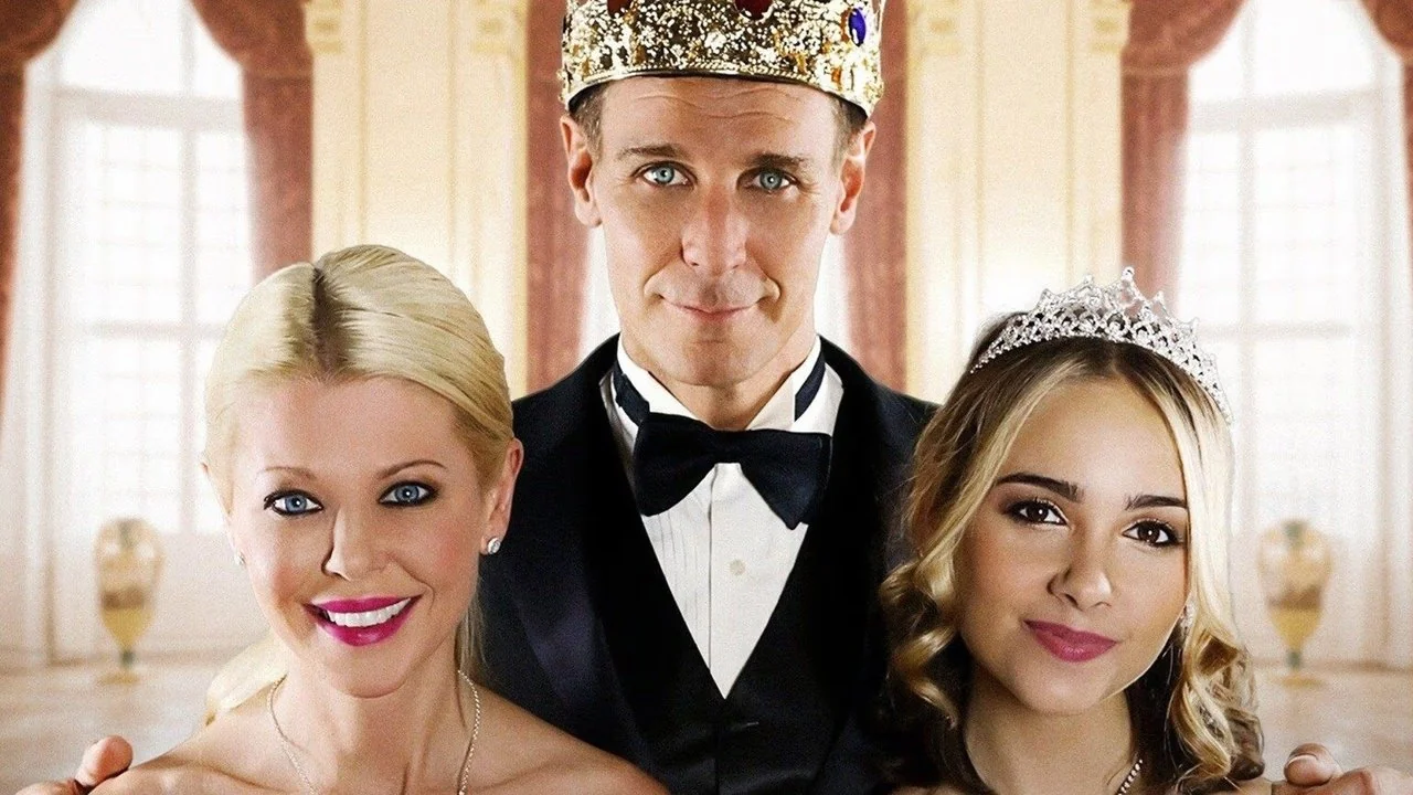 Stillbild ur A Royal Christmas Ball