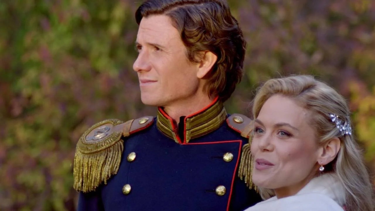 Stillbild ur A Royal Christmas Manor