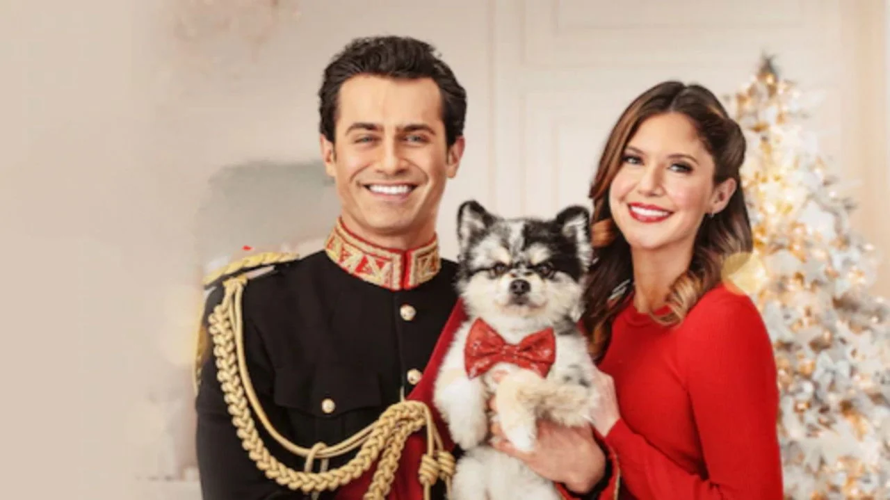 Still: A Royal Christmas Tail