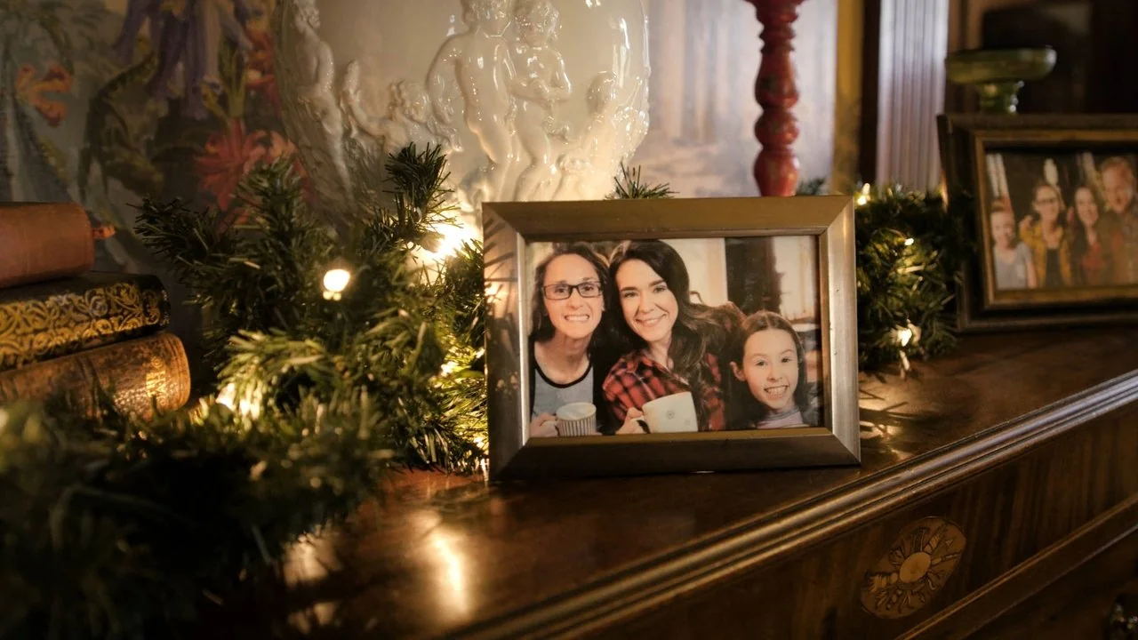 Stillbild ur Christmas at the Chateau
