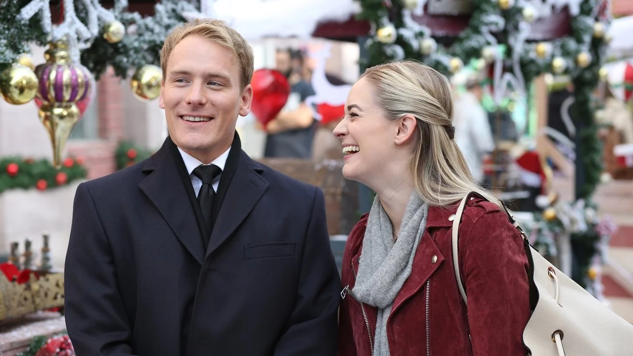 Stillbild ur Christmas at the Palace