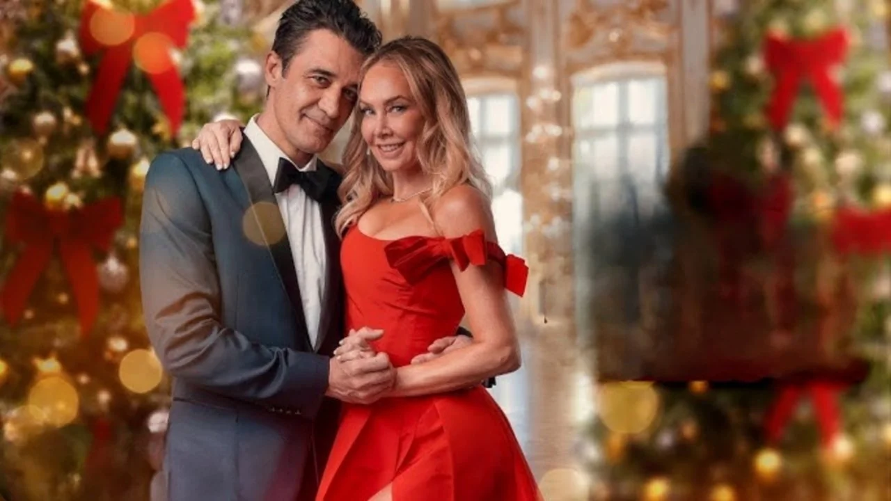 Stillbild ur Christmas in the Ballroom