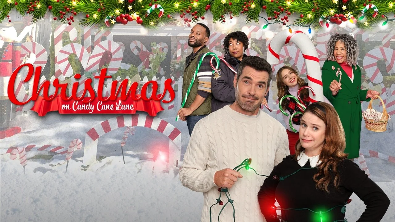 Stillbild ur Christmas on Candy Cane Lane