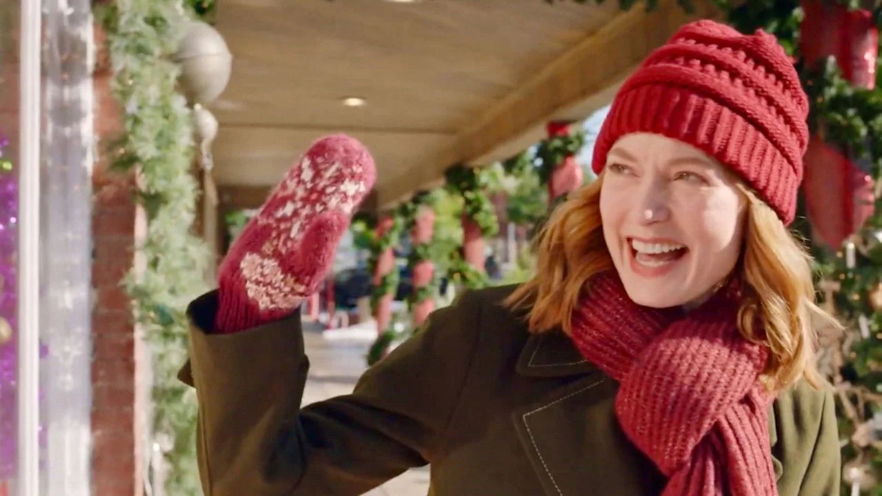 Still: Christmas Tree Lane