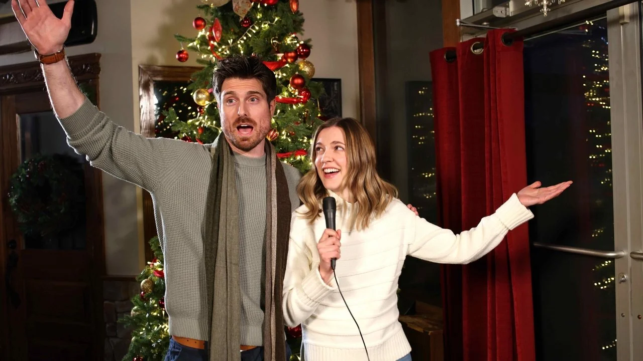 Stillbild ur Coupled Up for Christmas