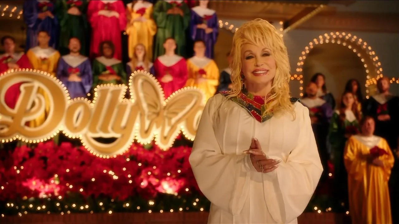 Stillbild ur Dolly Parton's Christmas of Many Colors: Circle of Love