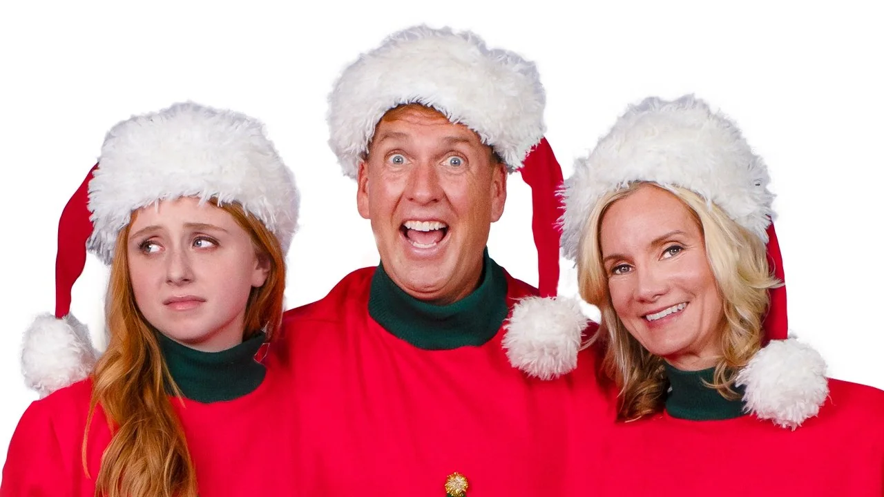 Stillbild ur I'll Be Next Door for Christmas