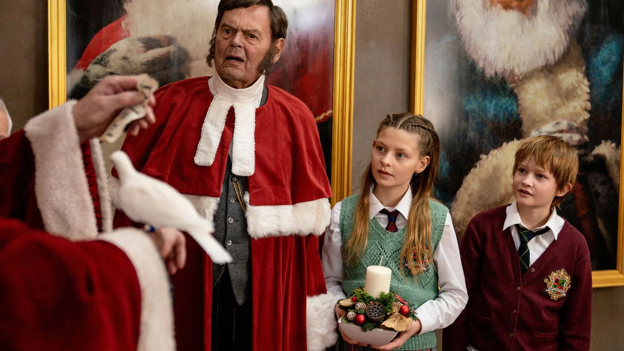 Stillbild ur Jultomtens dotter – Jakten på Kung Vinters Kristall