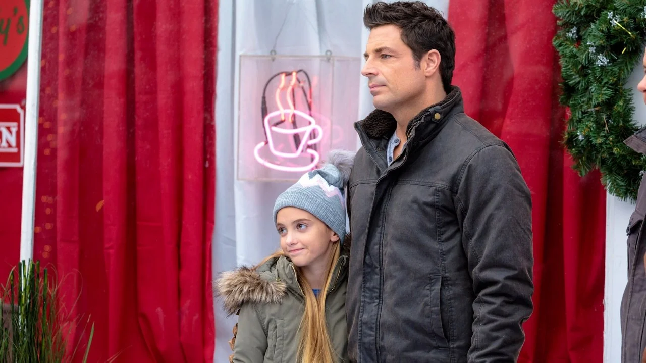 Stillbild ur Love You Like Christmas