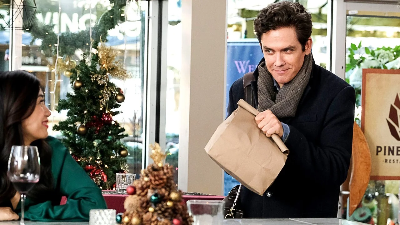 Stillbild ur Must Love Christmas