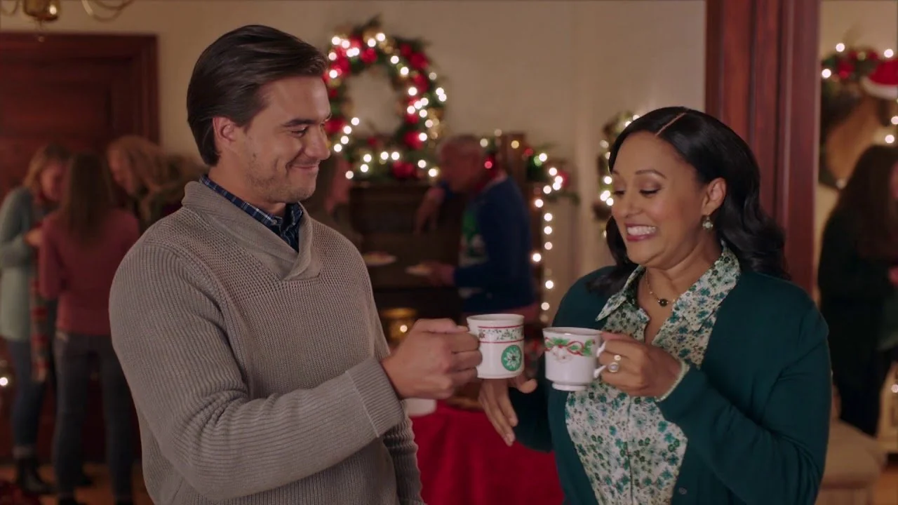 Stillbild ur My Christmas Inn