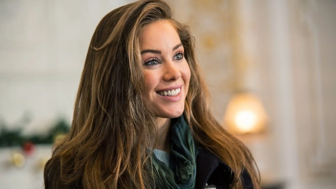 Stillbild ur Picture Perfect Royal Christmas