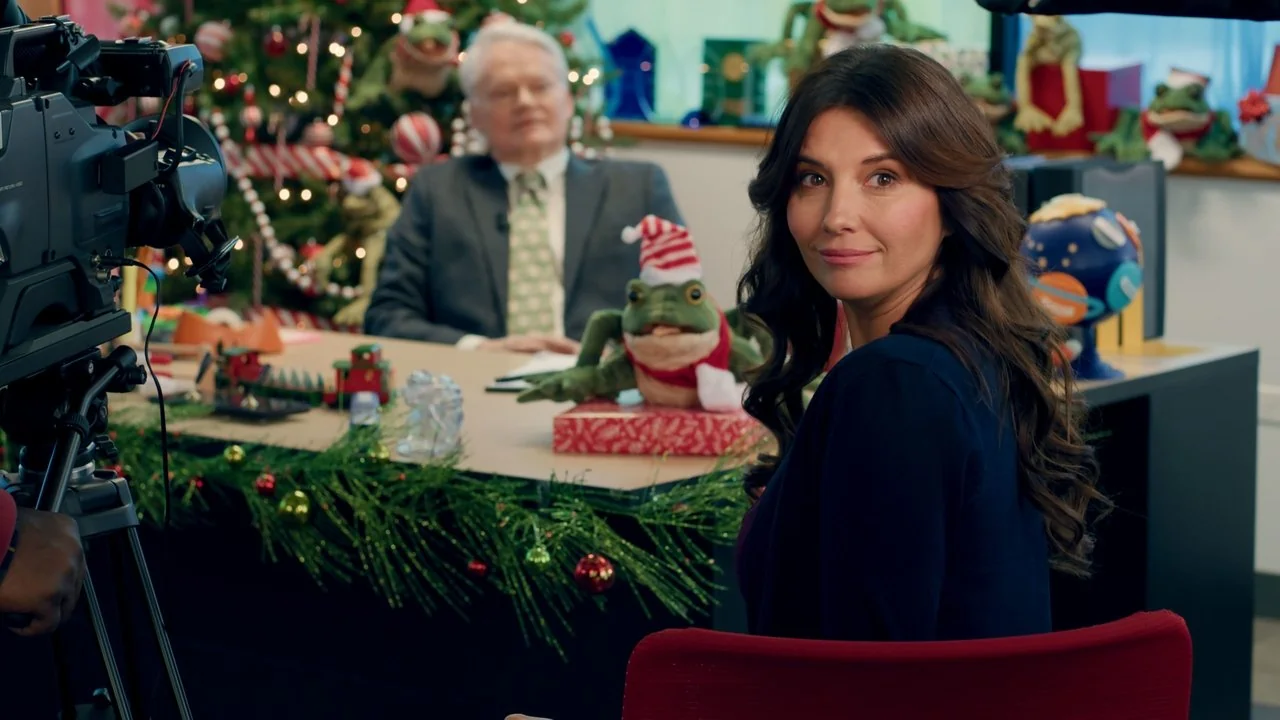 Stillbild ur Reporting for Christmas