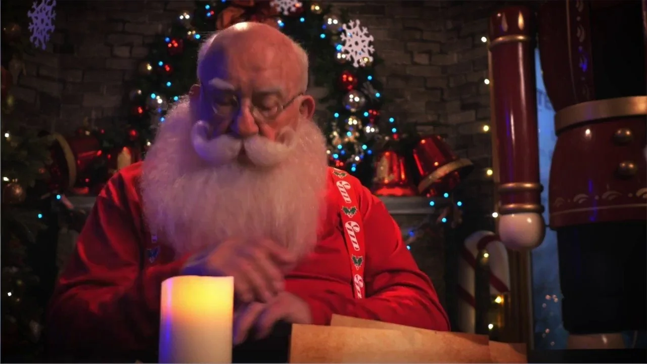 Stillbild ur Santa Stole Our Dog: A Merry Doggone Christmas!