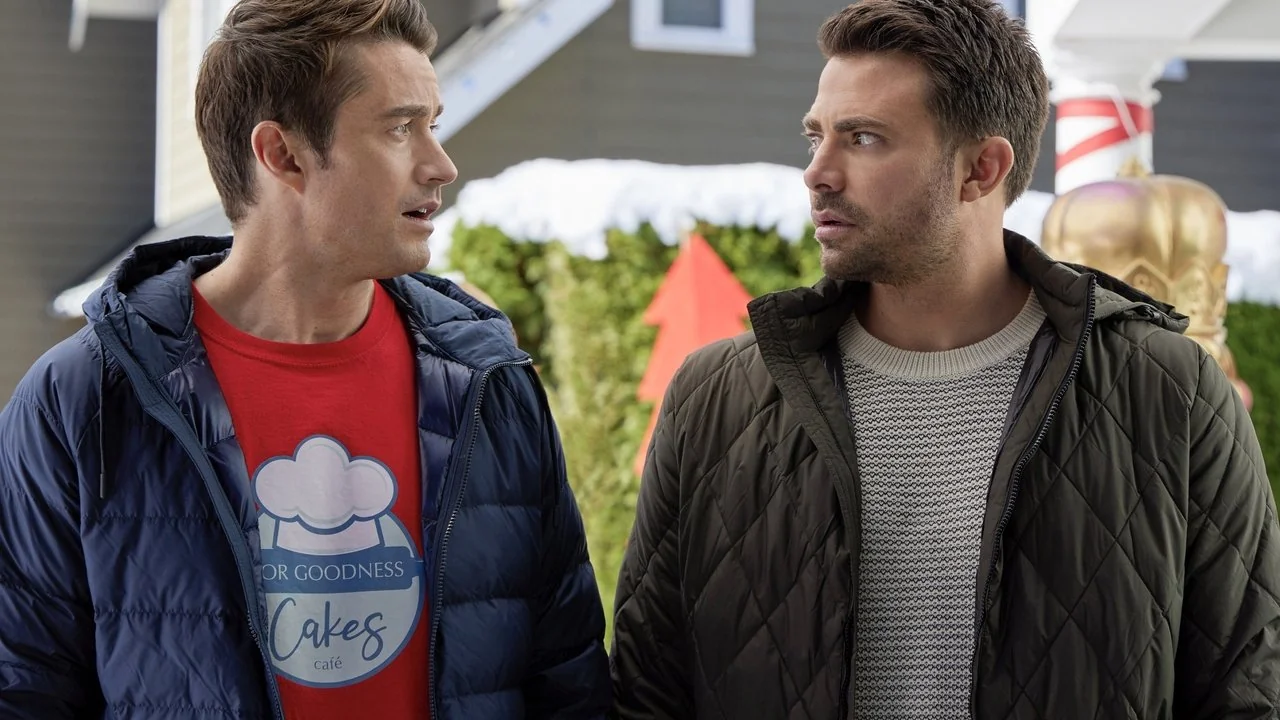 Stillbild ur The Christmas House 2: Deck Those Halls