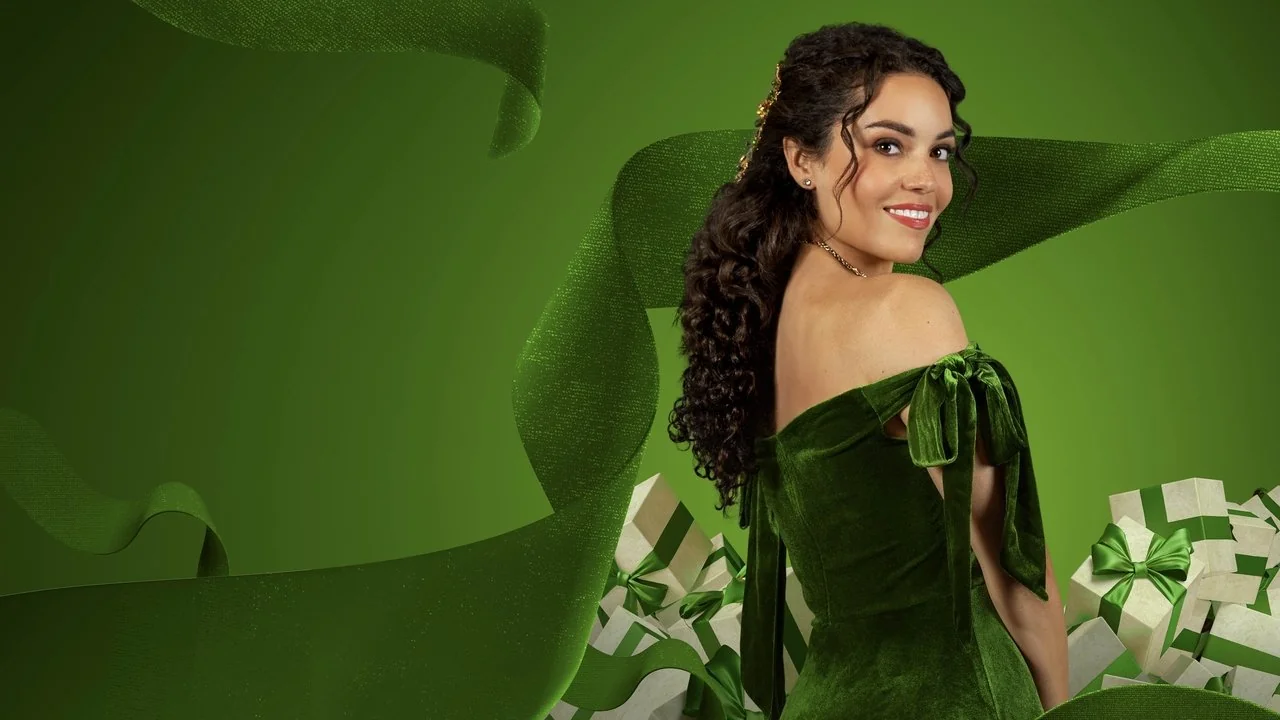 Stillbild ur Unwrapping Christmas: Mia's Prince
